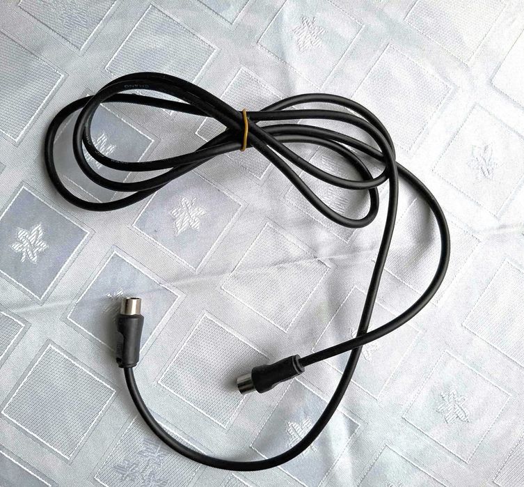 Kabel antenowy , wtyk antenowy - gniazdo antenowe