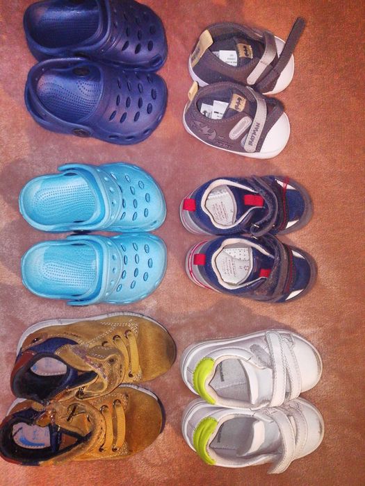 Lote 27 pares sapatos 18a27 criança, ténis, marcas botas,galochas etc