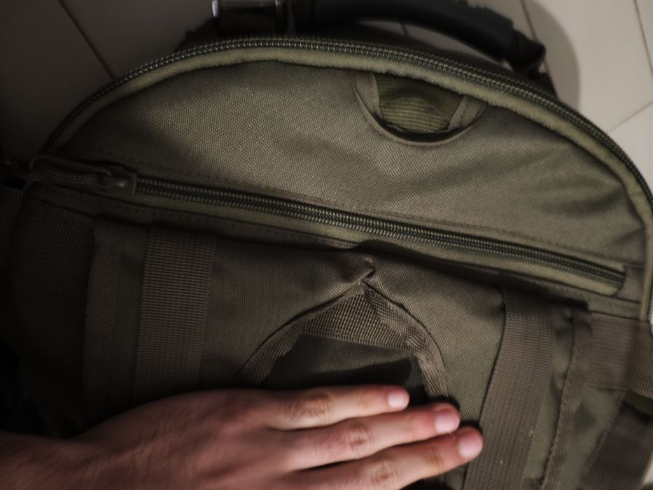 MOCHILA tática/campismo 60L/40L EXPANSÍVEL - usada somente 1 vez