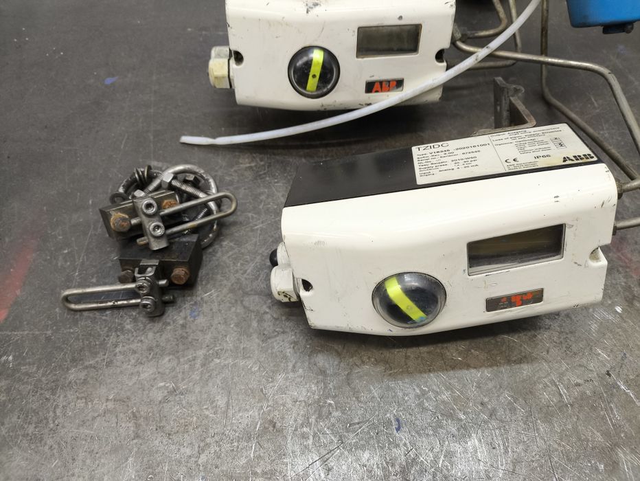 Pneumatyczny pozycjoner zaworu ABB 4 do 20MA TZIDC V18345