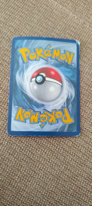 Carta Pokémon em inglês