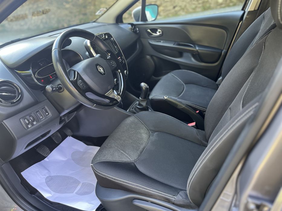 Renault Clio Sport Tourer 1.5 dci - 14