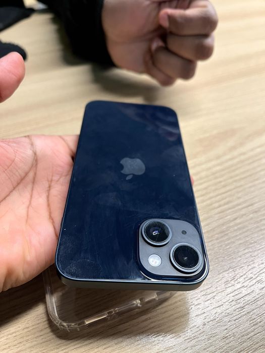 iPhone 14 256gb battery 85%