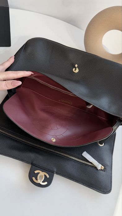 Сумка Chanel Maxi Flap 32см в наявності