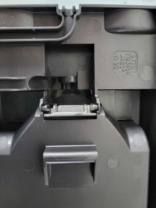 Stacja dokująca, oryginalny uchwyt na ścianę DYSON V12 + Uchwyt na rurę