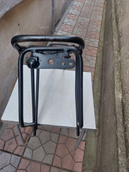 Продам багажник навелосипед изалюминия