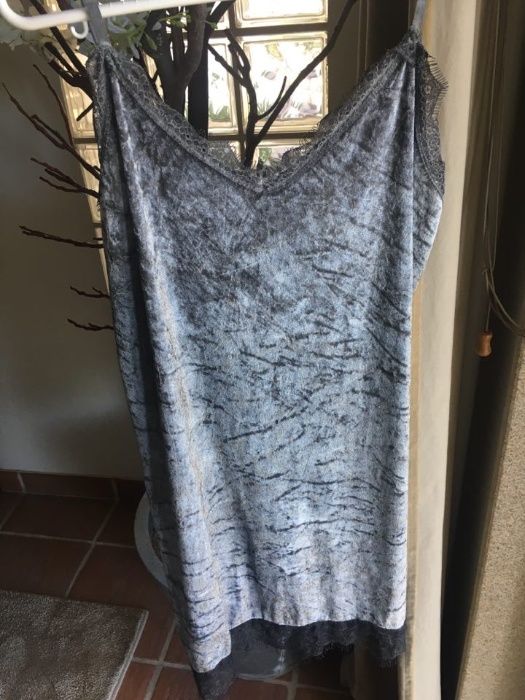 Vestido Camiseiro de veludo