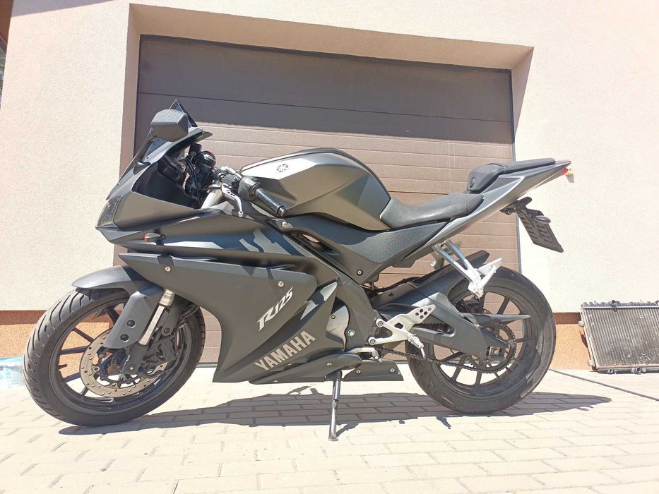 Yamaha YZF R125 Rocznik 2015