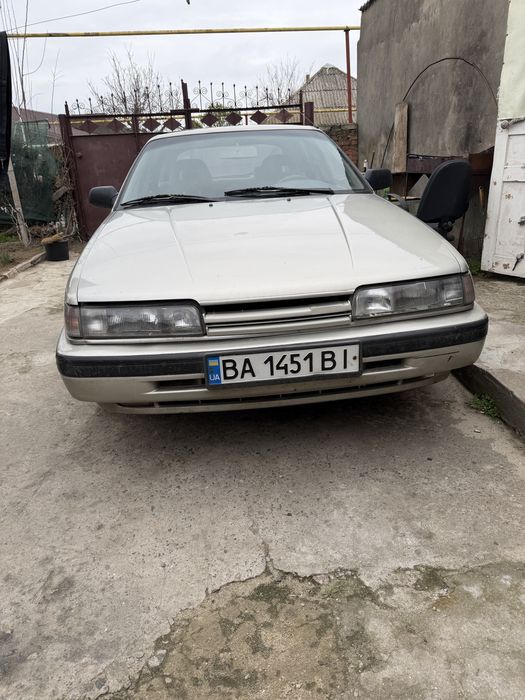 Мазда 626 1990год