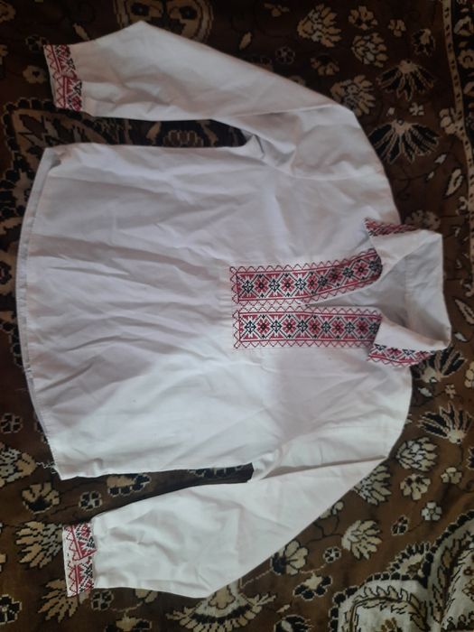 Вишиванка бу в гарному стані