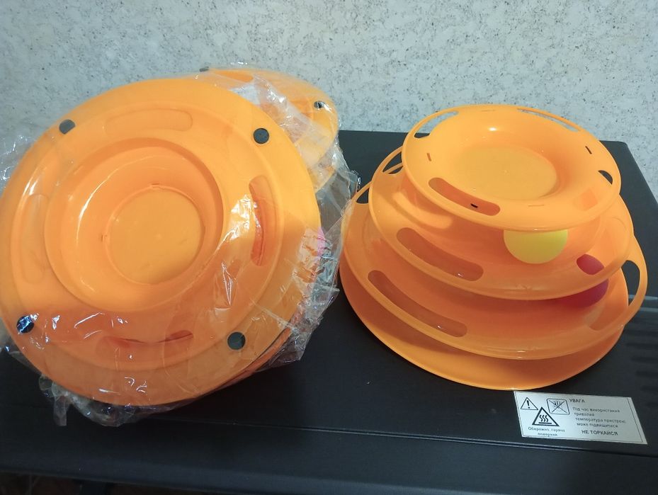 Пирамида, игрушки для котиков