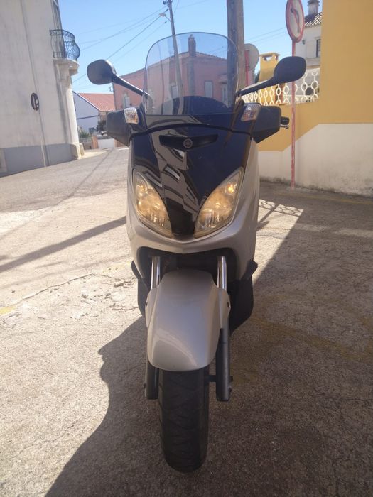Yamaha xmax  250