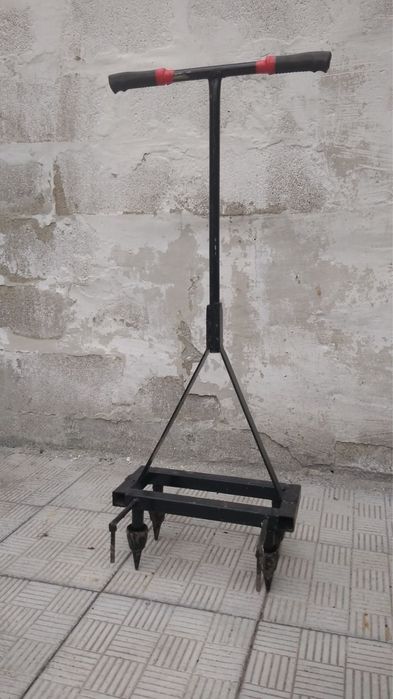 Ручная сажалка для семян