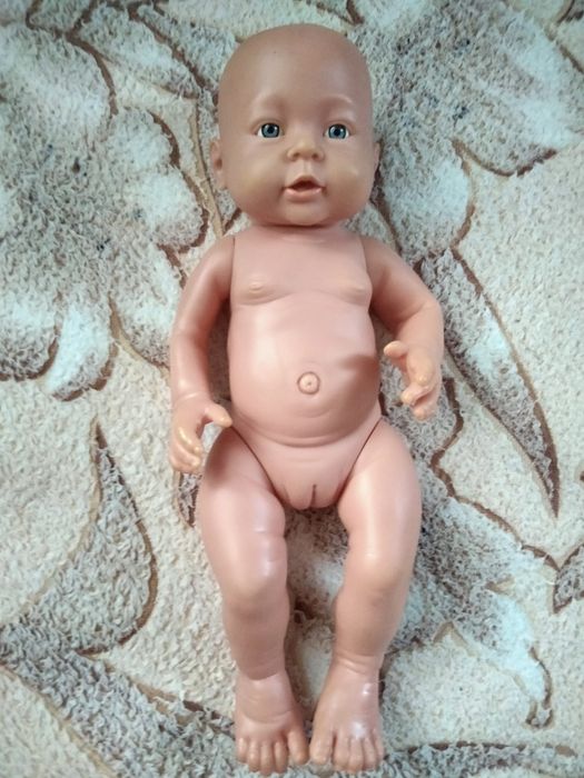 Лялька.        Пупс