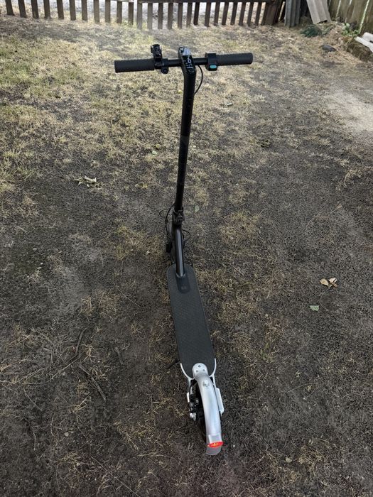 Xiaomi Mi Electric Scooter Pro 2 Mercedes-AMG Petronas F1 Team Edition