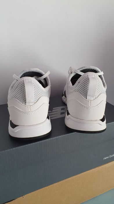 Sneakersy nowe sportowe New Balance modne Rozmiar 36