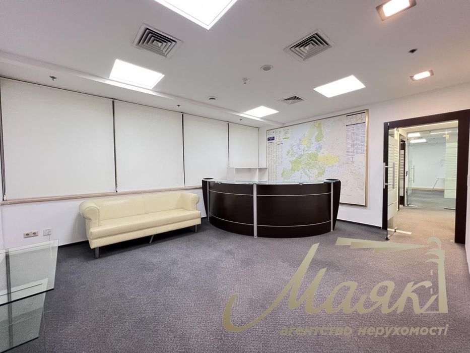 Аренда офиса 112 кв.м в бизнес центре на ул. Богдана Хмельницкого