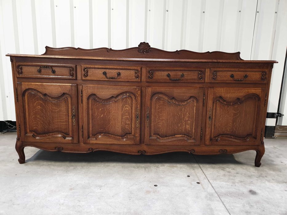 Piękna komoda Ludwikowska ślicznie zdobiona - Meble z Francji. Dostawa