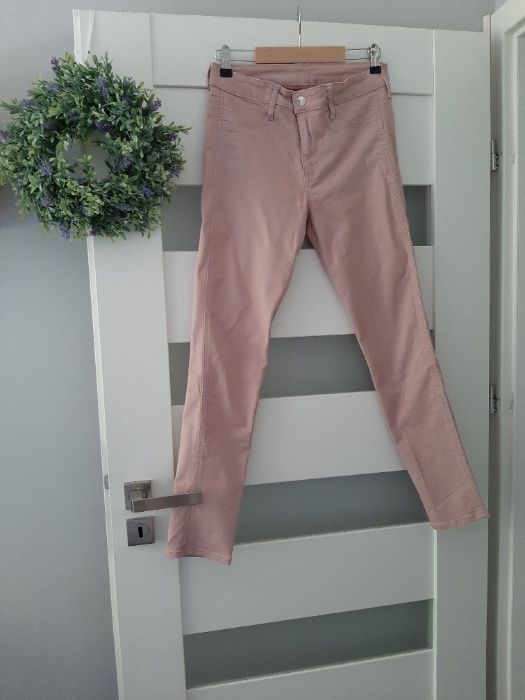 Spodnie jeansowe H&M pudrowy róż, rozm. 28