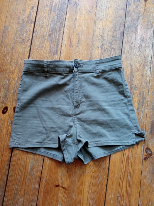 Spodenki z wysokim stanem