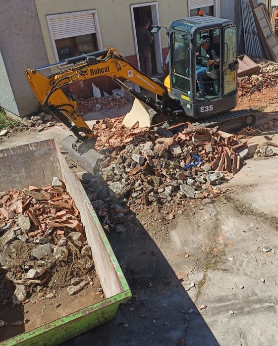 DEMOLIÇÕES LIMPEZAS CARRINHAS CONTENTORES recolha de entulho de obras