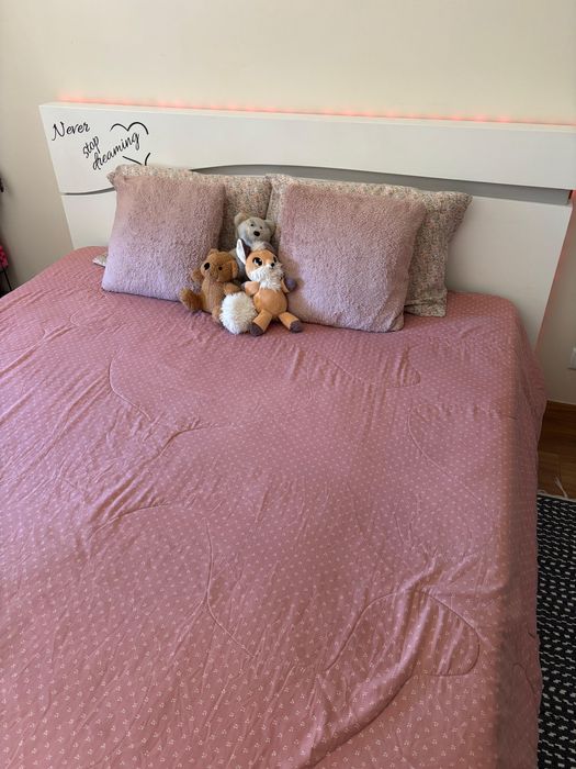 Cama de casal + colchão – Muito bom estado