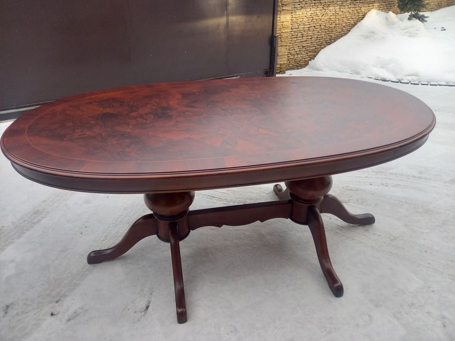 Столи та крісла. Італія.