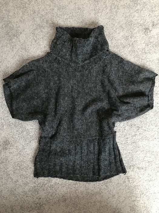 Ciepły, gruby szary sweter - golf typu nietoperz