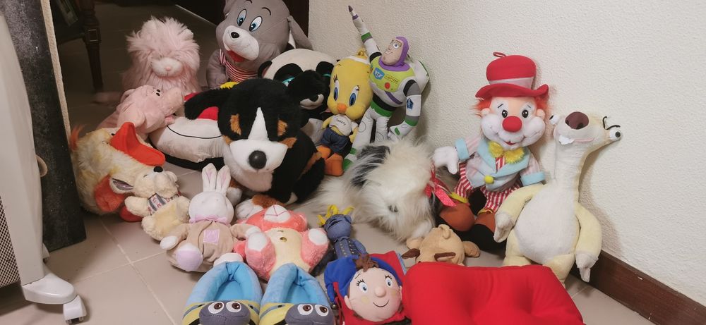 Vendo vários pelos
