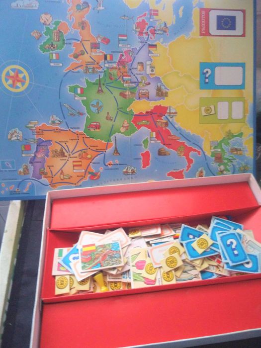 Jogo de Tabuleiro Conhecer a Europa da Majora::retro jogos clássicos