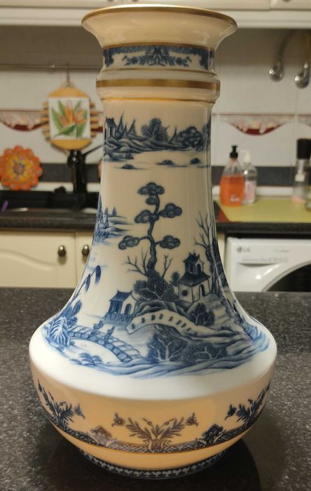 Vaso de Cerâmica Neoclássica Manufactura