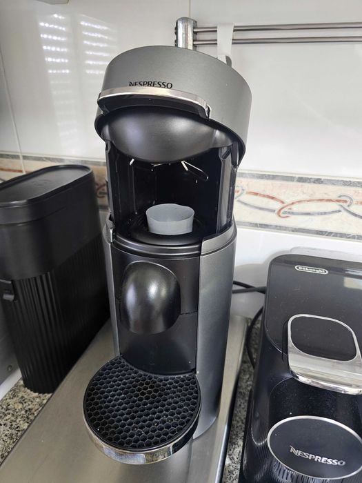 Máquina de café nespresso vertuo