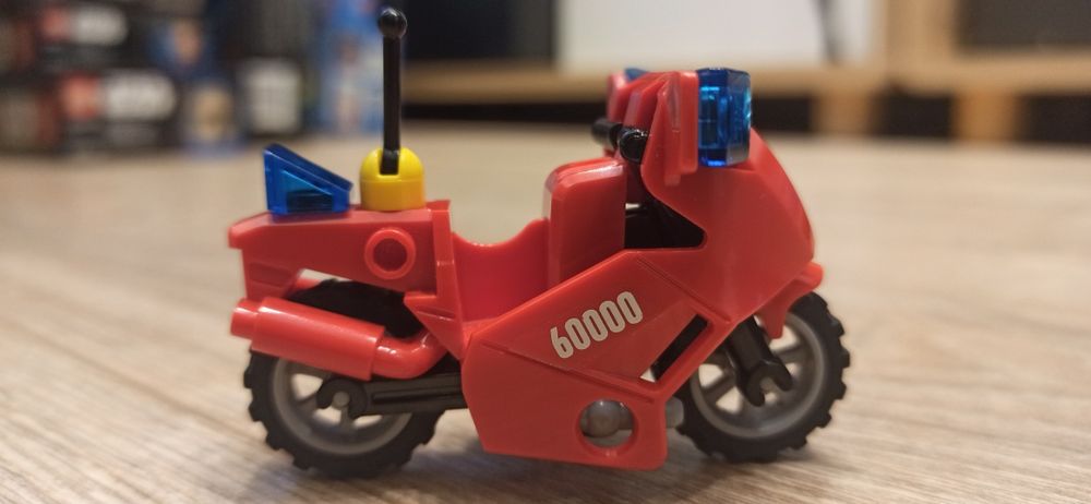 Klocki Lego City 60000 motocykl strażacki