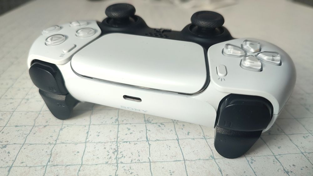 Pad PS5 DualSense - Analogi TMR