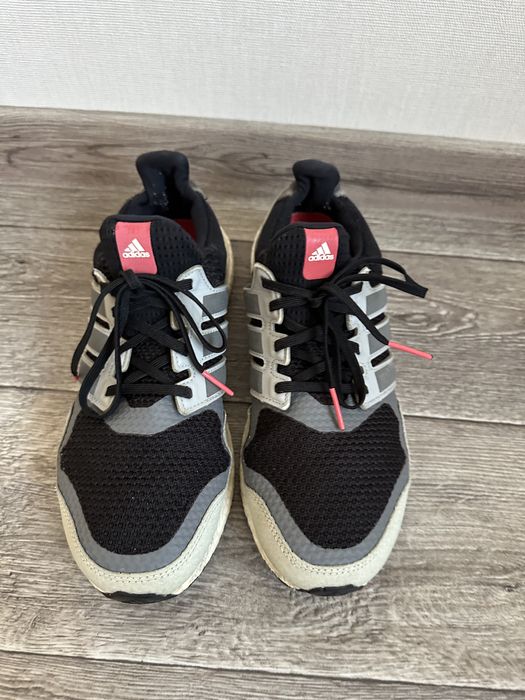 Кроссовки adidas 44р.