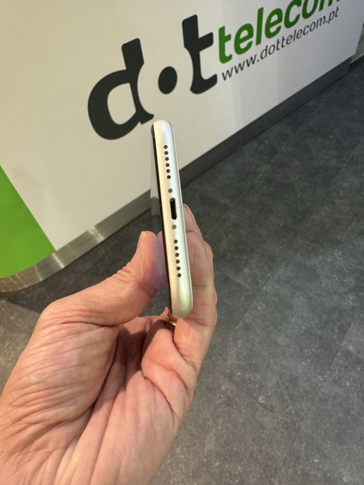 iPhone 11 64GB - Garantia