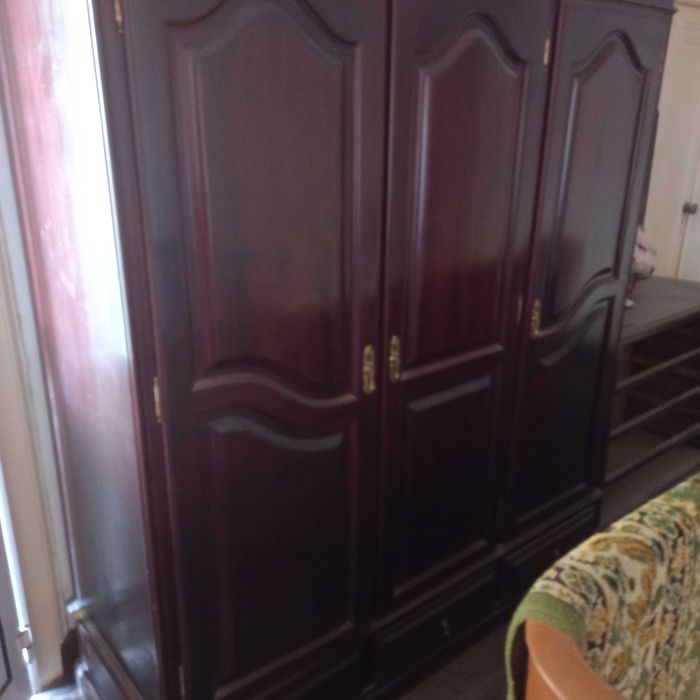 Mobília  antiga  para casa moderna