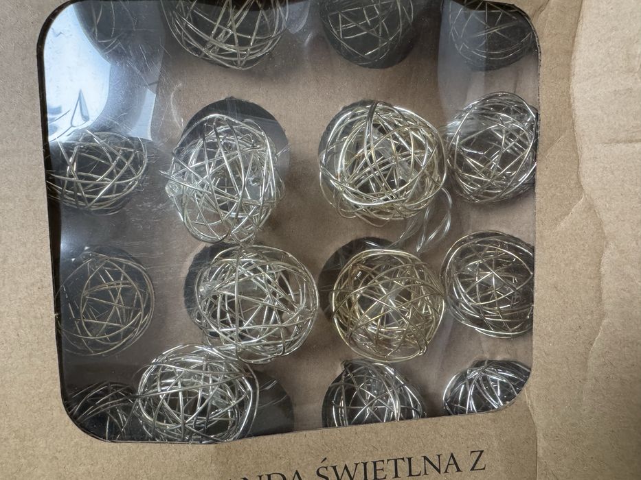 NOWA girlanda Świetlna z kulkami 16 LED druciki