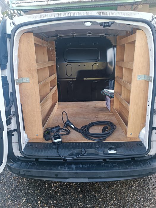 Renault Kangoo ZE 33kwh 2021 (IVA dedutível)