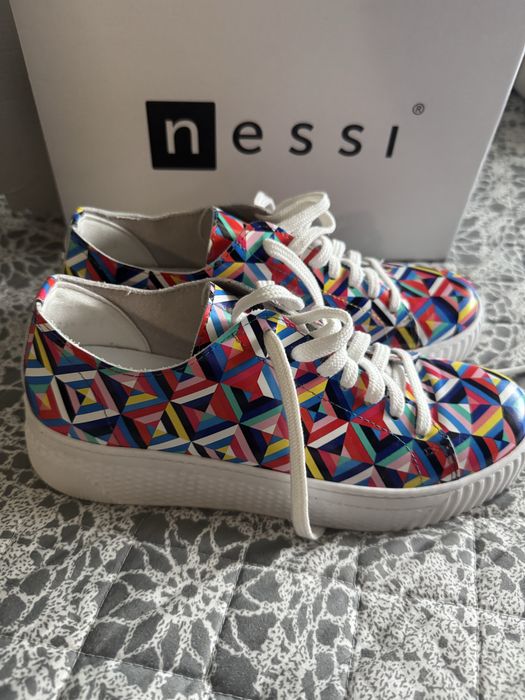 Buty nessi rozmiar 39 nowe