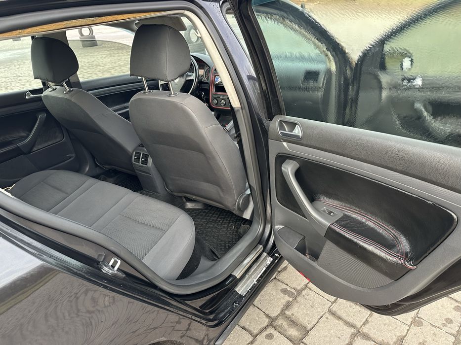 VW Golf V 1.6 MPI газ/бензин