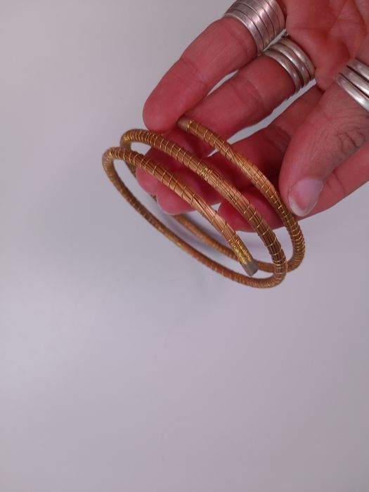 Pulseira de antebraço em capim dourado