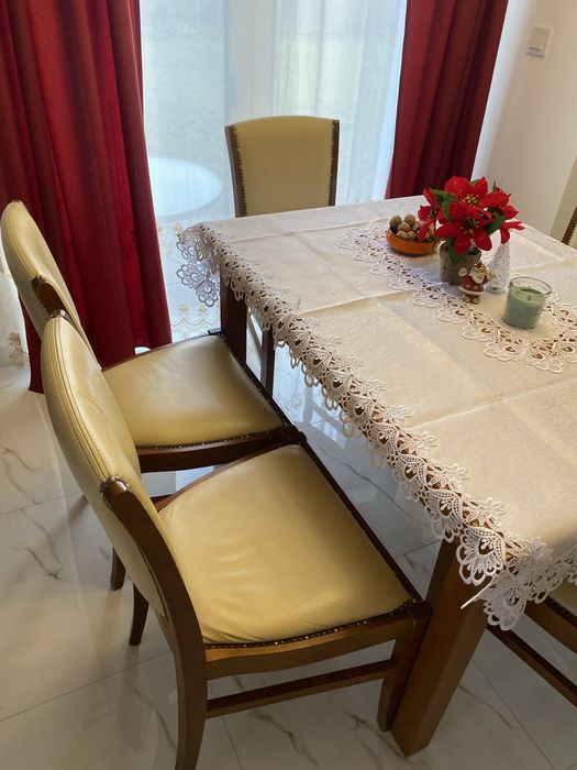 Krzesla z litego drewna , drewno naturalne 100 % bukowe