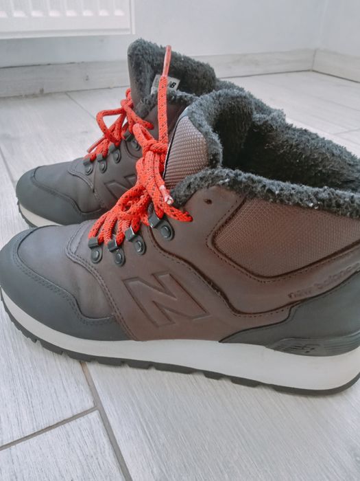 Кросівки для чоловіків