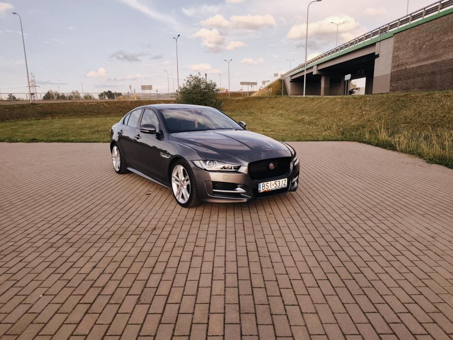 Jaguar XE