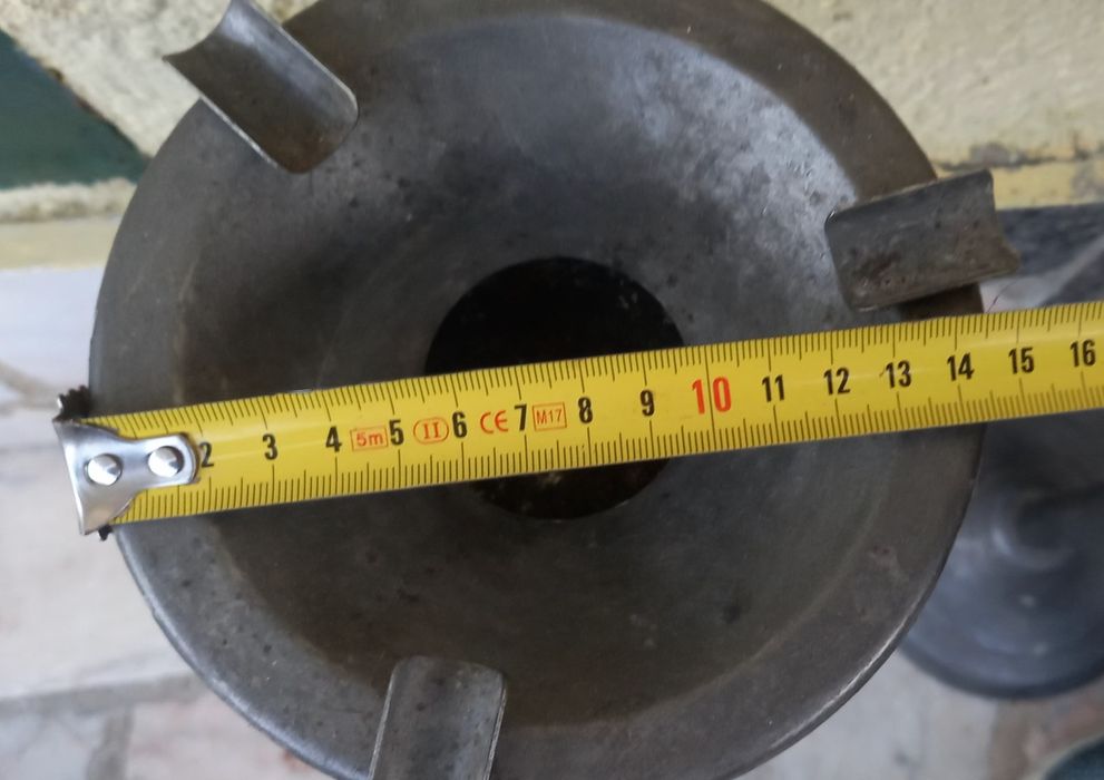 Cinzeiros de pé/ cinzeiros antigos