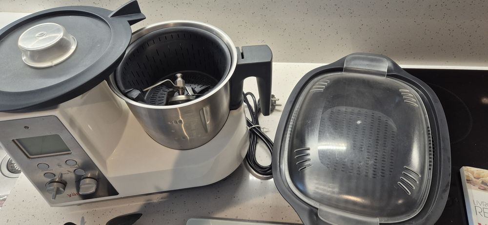 Yammi 1 - robot de cozinha