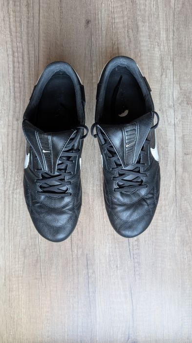 Buty piłkarskie Nike The Premier III 45.5