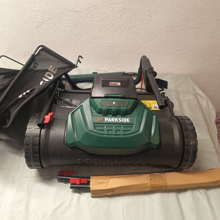 Nowa akumulatorowa kosiarka wrzecionowa Parkside PSMA 20-Li A1.