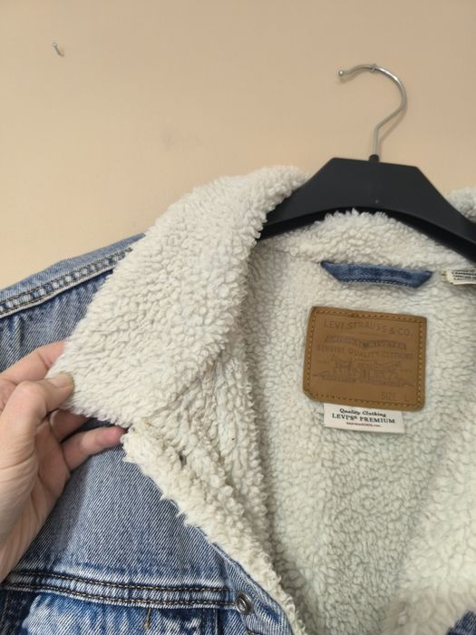 Levi's kurtka jeansowa Trucker z kożuszkiem z kołnierzykiem ciepła męs